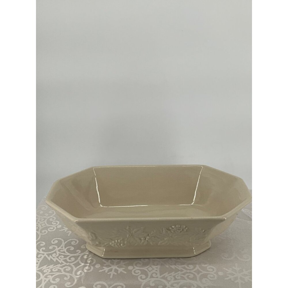 Longaberger Ivory Octagonal Ceramic Vegetable Bowl Baking‎ Dish 7.5x13.25x4"